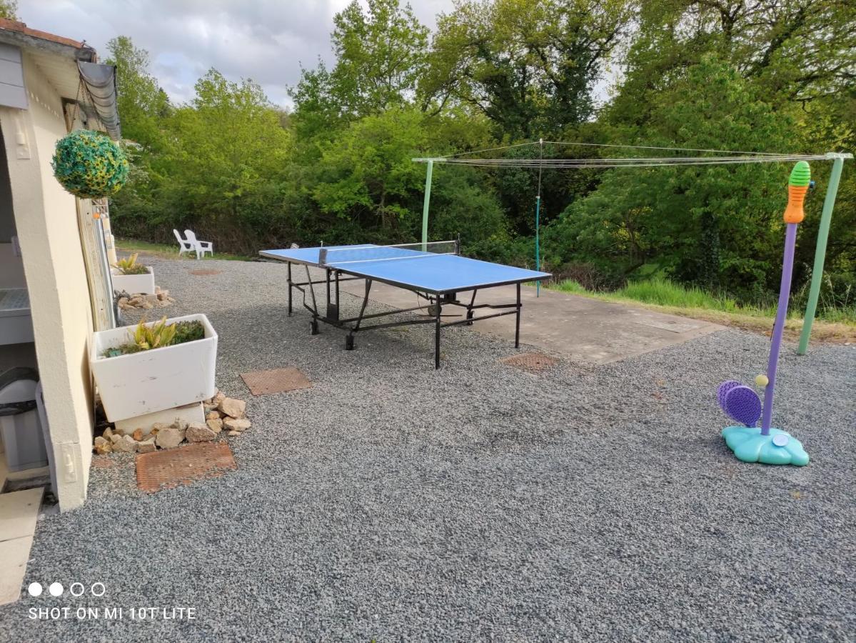 Camping Du Puy Rond Bressuire Dış mekan fotoğraf