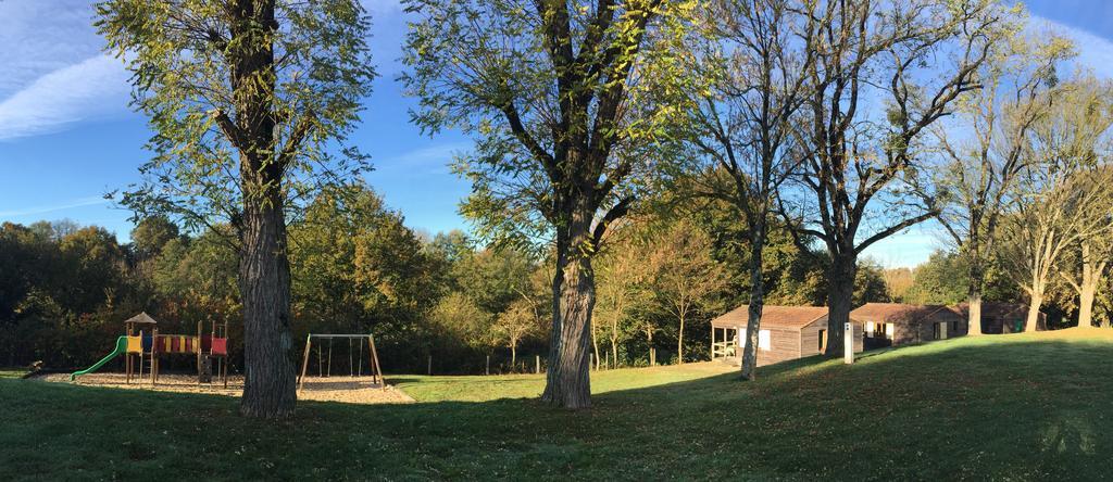 Camping Du Puy Rond Bressuire Oda fotoğraf